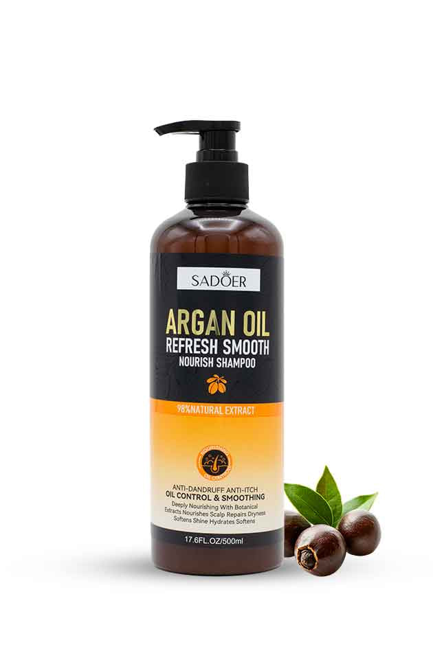 Sadoer Argan Oil Refresh Smooth Nourish Shampoo 500 ml β Nourishing & Oil Control Formula with 96% Natural Extracts. Shampoo bottle labeled 'Argan Oil Refresh Smooth' by Sadoer on a white background
