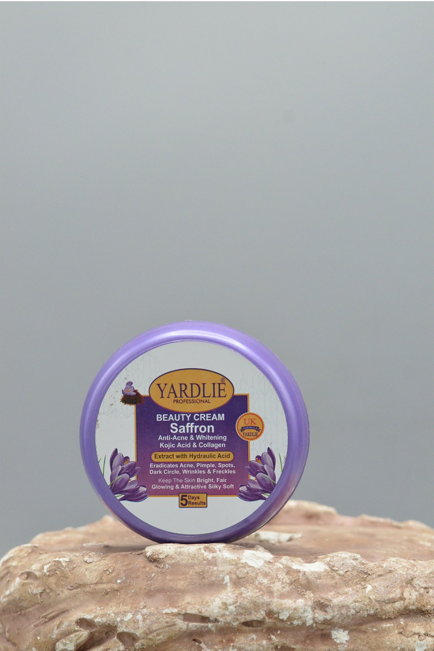 Yardlie Professional Saffron Beauty Cream.