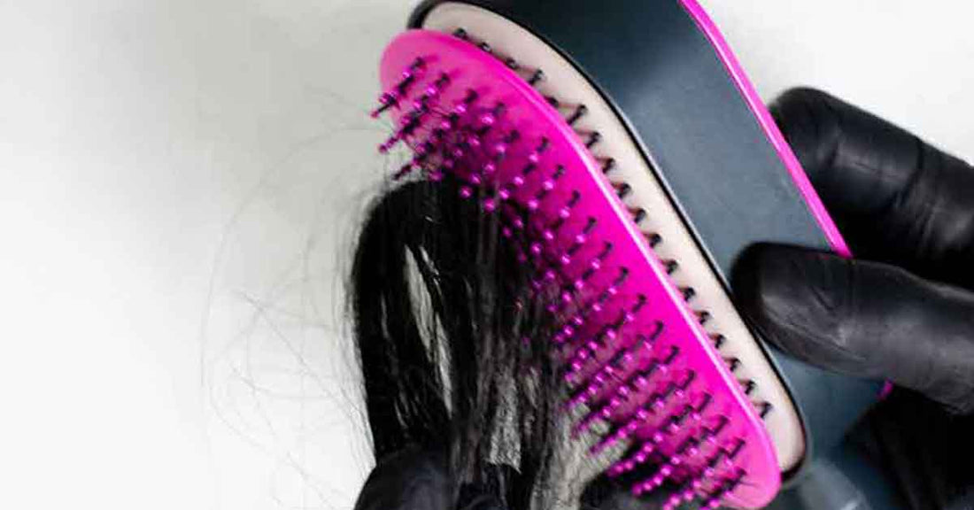 Self Cleaning Hair Brush with 3D Air Cushion Detangler by Yardlie on white background — hygienic and easy to clean hair brush for smooth detangling