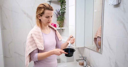 applying hair color shampoo on dry hair at home for grey coverage