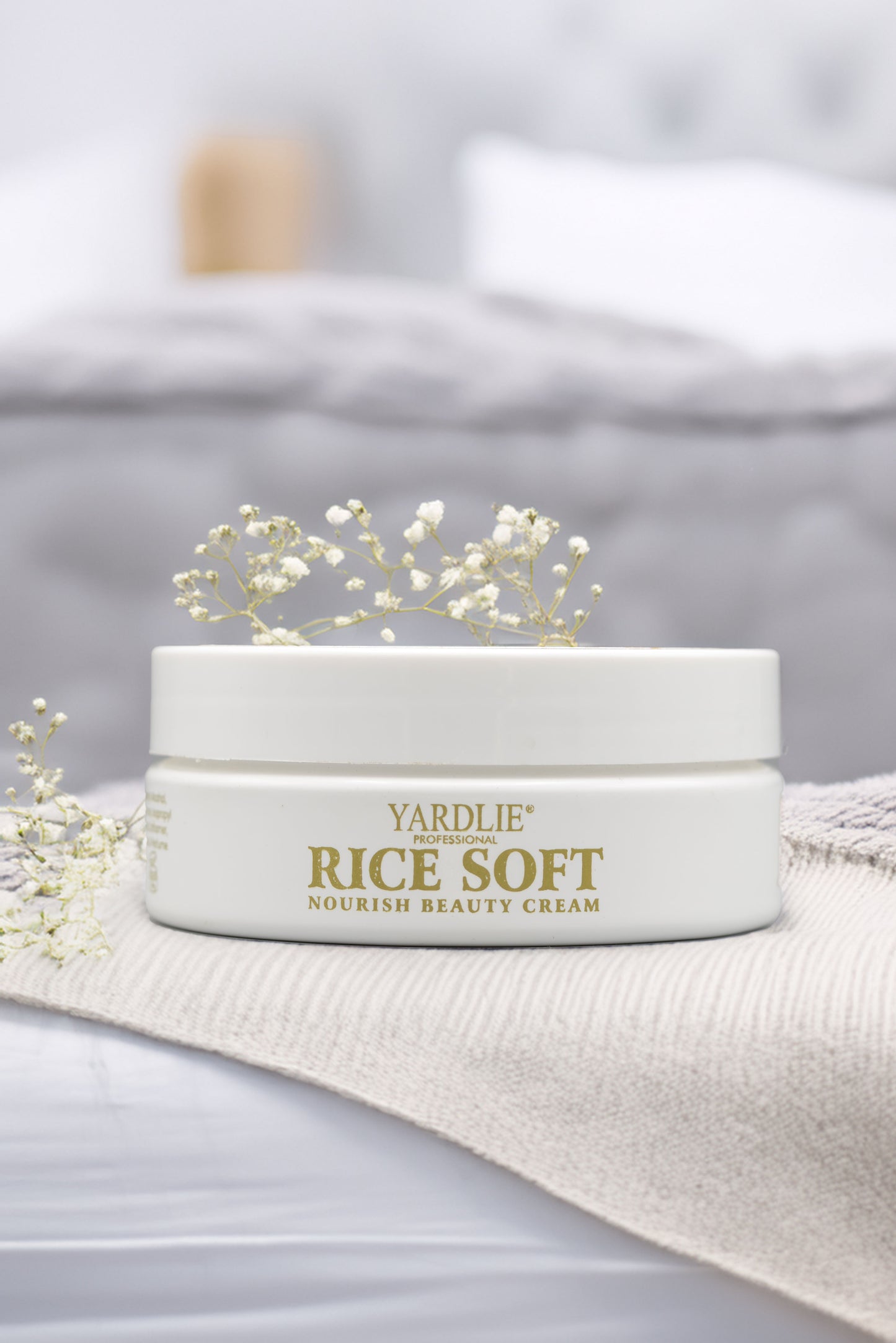 Yardlie Professional Rice Moisturizing Cream 150g.