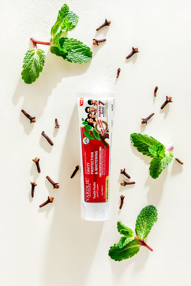 Yardlie Professional Cavity Protection & Whitening Toothpaste 3D White Deluxe Double Mint 100ml