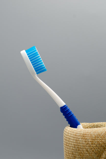 Yardlie Premium's Perkins Sensitive Toothbrush With Smill Bristles