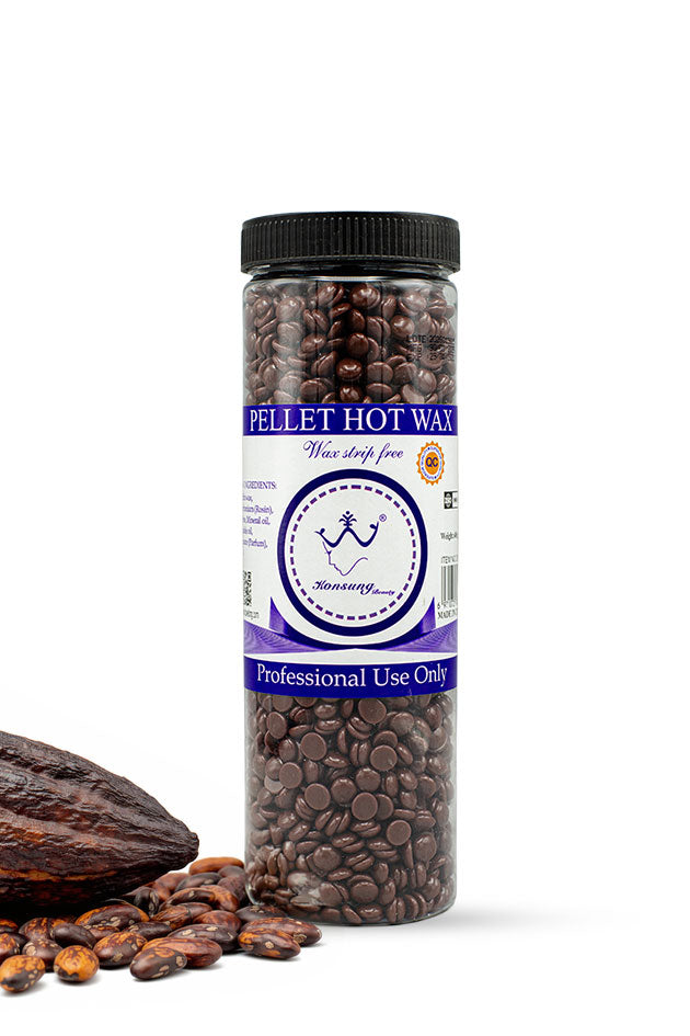 Konsung Beauty Chocolate Pellet Hot Wax Beans 400g brown hard wax for strip free hair removal,
A clear plastic jar filled with dark brown wax melt pellets, featuring a black lid and a purple and white label. The jar is styled with a whole cocoa pod and scattered cocoa beans on a clean white background.
